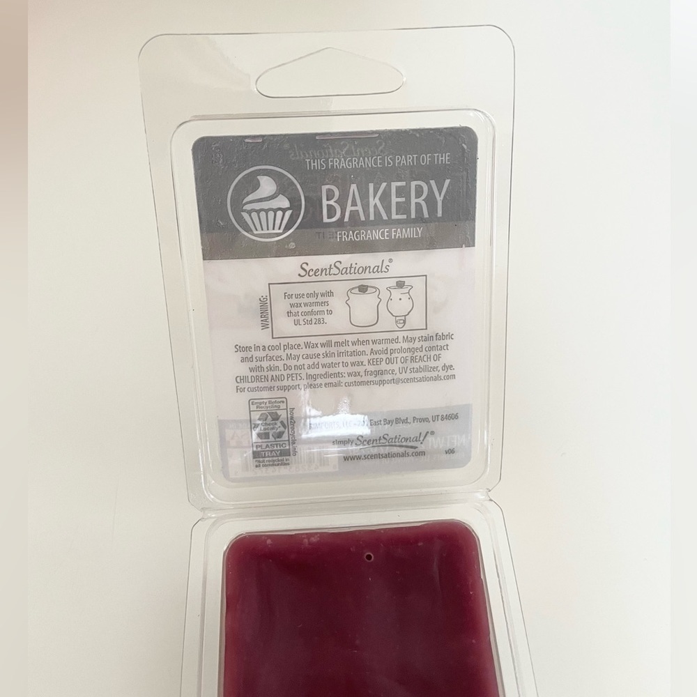 ScentSationals Cranberry Orange Glaze It Scented Melting Wax Cubes 2.5 oz - Picture 5 of 7